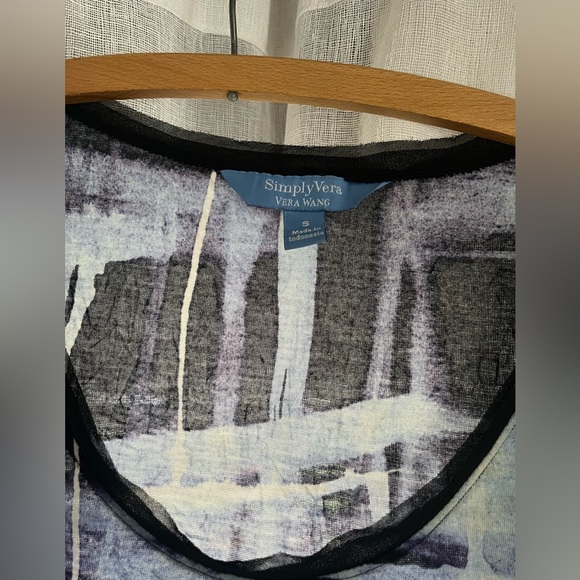 Simply Vera Vera Wang Light Sheer Tank Top - Picture 3 of 6